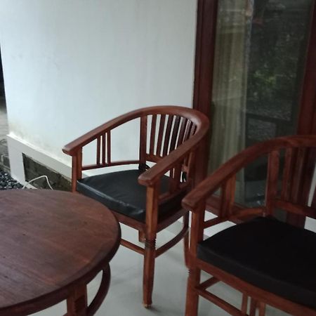 House Market Сидемен Экстерьер фото